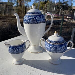 Wedgwood Blue Bokhara Coffee Pot with Gold Trim Sugar Bowl Creamer Set service